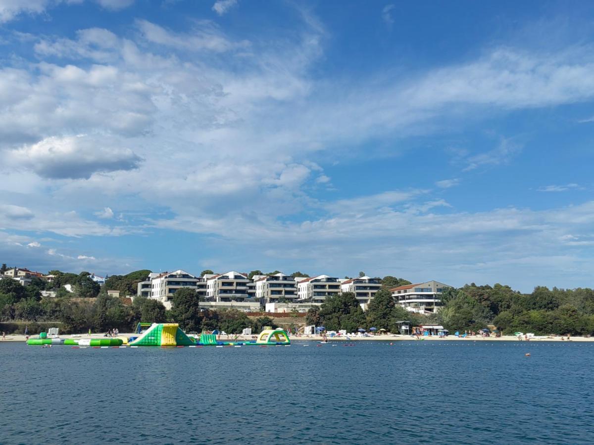 Black Pearl - Luxury Seaside App With Pool & Bbq, Istra Banjole Dış mekan fotoğraf