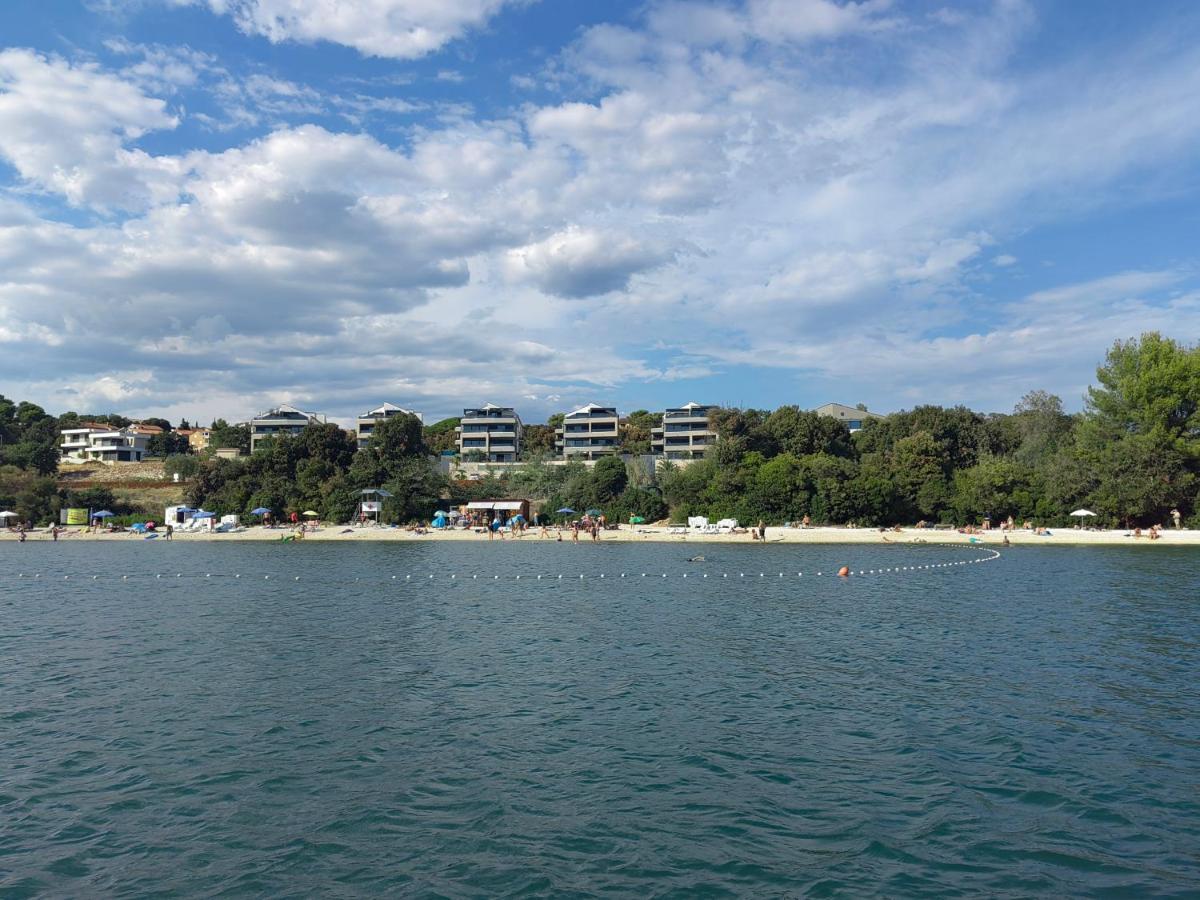 Black Pearl - Luxury Seaside App With Pool & Bbq, Istra Banjole Dış mekan fotoğraf